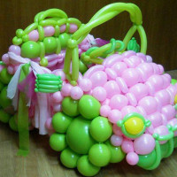 αυτοκίνητο με μπαλόνια γιρλάντας